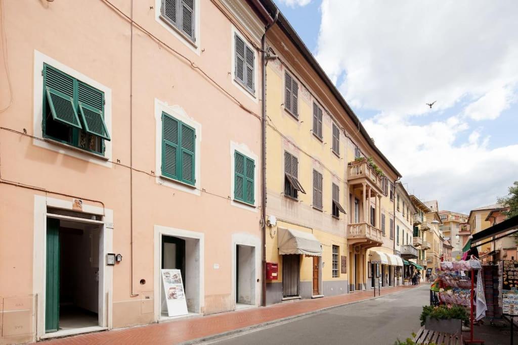 Beatrice Nel Centro Di Levanto Eksteriør bilde